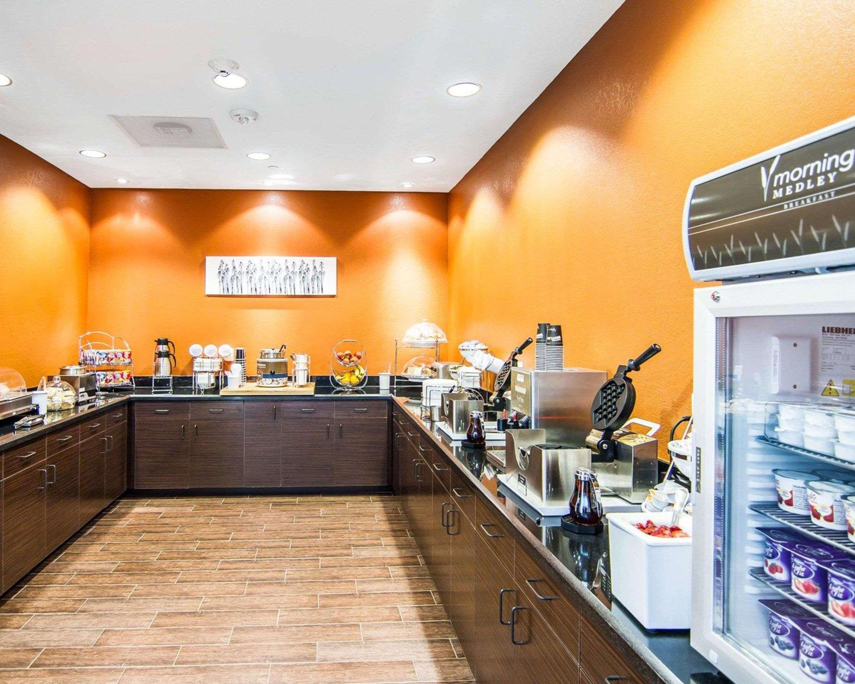 美茵斯坦套房酒店 拉夫金 外观 照片